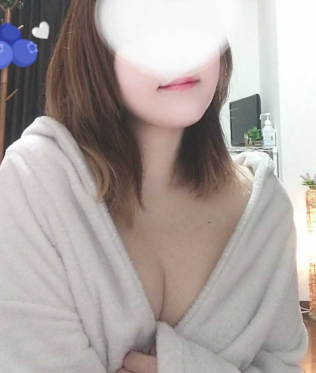 天野なぎ